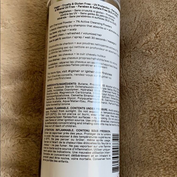 IGL First Class Charcoal Detox Dry Shampoo - Picture 2 of 3